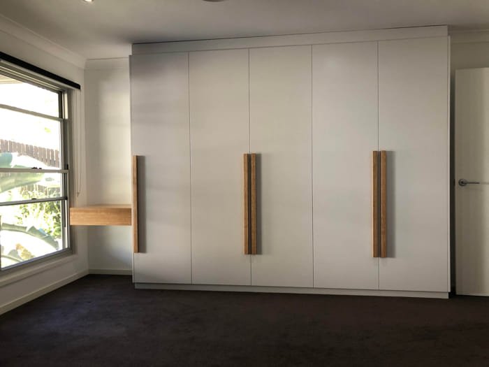 Luxury custom wardrobe cabinets in Dubai with sleek modern design